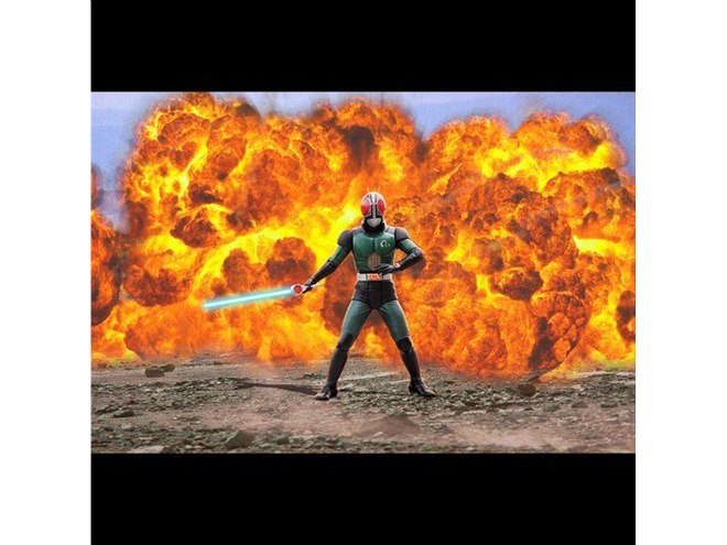 バンダイ、「仮面ライダーBLACK RX」全高約40cmのUltimate