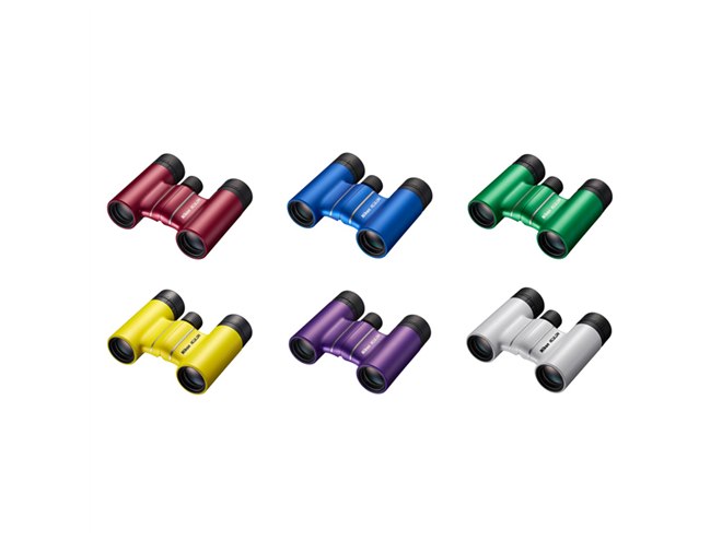 ニコン、8～24倍まで無段階変倍できる3倍双眼鏡「Sportstar Zoom