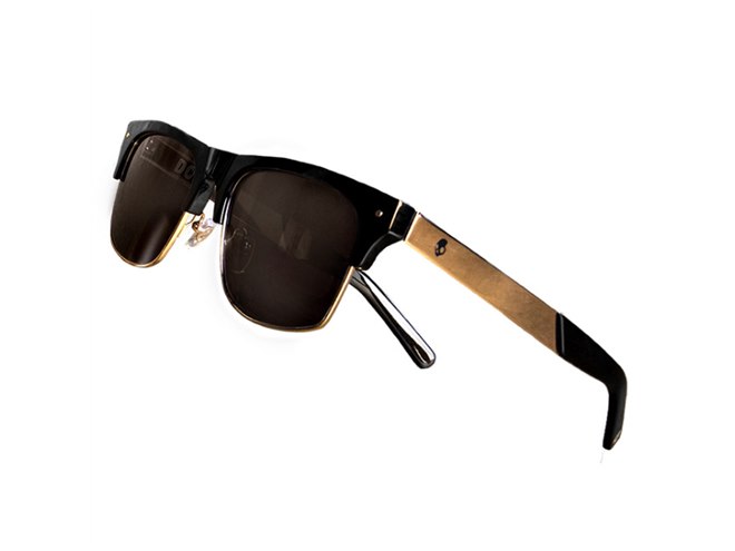 Skullcandy、“12 MOODS”キャンペーンより12月モデル「DOPE Gold 
