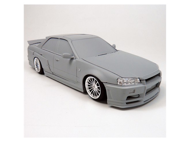 野村謙氏の「ER34 スカイライン TYPE-R」1/24模型、URASの垂直尾翼30度