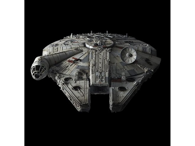 ■新品・未開封■1/72 PG ミレニアム・ファルコン号 プラモデル 完全再現をテーマに「1.7メートルの撮影用モデル」を徹底研究