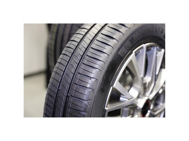 2022年製 ミシュラン セイバー4 205/55R16バリ溝 中古タイヤ４本 2022年製 ミシュラン セイバー4 205/55R16バリ溝 中古タイヤ4本