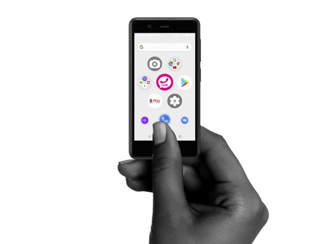 21,800円、楽天モバイルが3.6型スマホ「Rakuten Mini」を先行販売