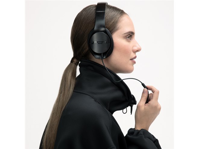 SOL REPUBLIC、ノイキャン搭載のBluetoothヘッドホン「SOUNDTRACK PRO