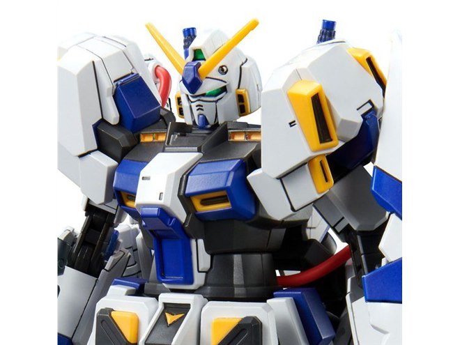 ガンダム4号機」のHGガンプラが発売、［Bst］形態も再現可能 - 価格.com