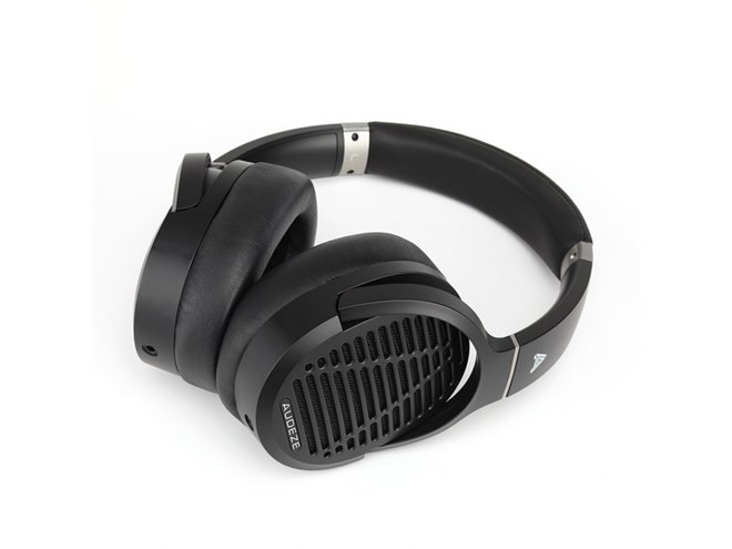 AUDEZE、250gの軽量ボディを実現したスタジオヘッドホン「LCD-1