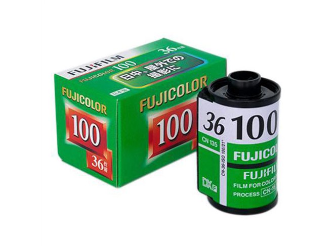 富士フイルム、「フジカラー 100 3本パック」など一部フィルムを