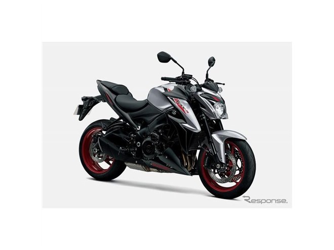 GSX-S 低走行車両 Six months after test riding the old model, I rode the new GSX