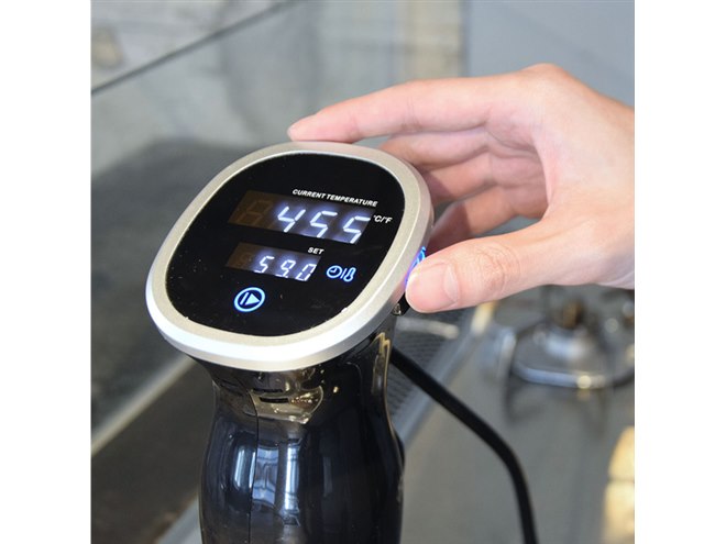 サンコー、浅い鍋にも使えるショート低温調理器「マスタースロー