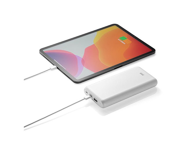 サンワ、USB Type-C/Type-Aポートを搭載した20000mAhモバイル