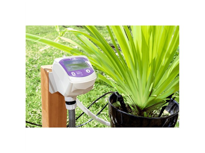 スマホアプリで水やりをコントロール、IoT対応自動水やり機