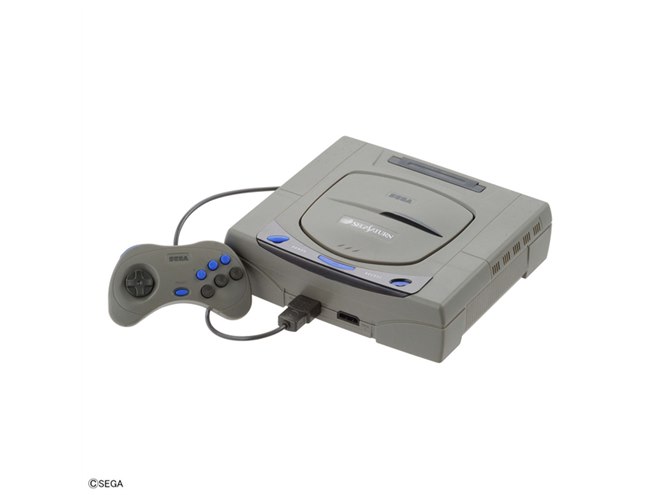 価格.com - 内部構造も再現した「プレステ」「セガサターン」プラモ、各3/28発売へ