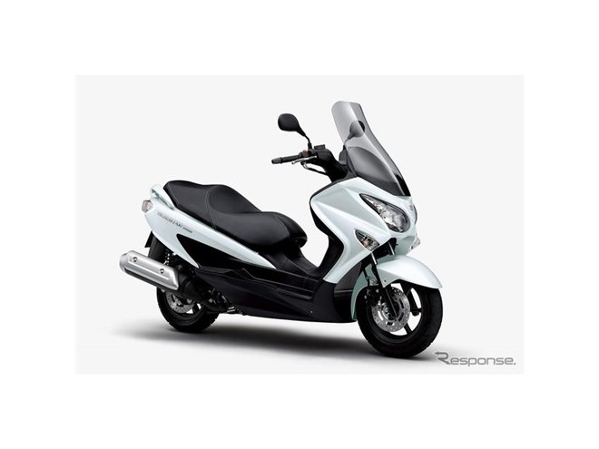 スズキ、軽二輪スクーター バーグマン200 のカラーリングを変更 - 価格.com