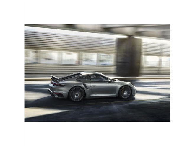 最高出力650PS 新型「ポルシェ911ターボS」の予約注文受け付けが