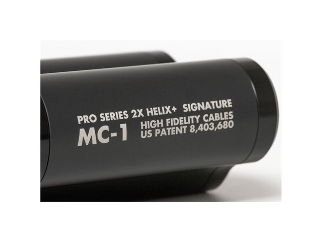 税別50万円、空きコンセントに挿し込む「MC-1 Pro Double Helix Plus