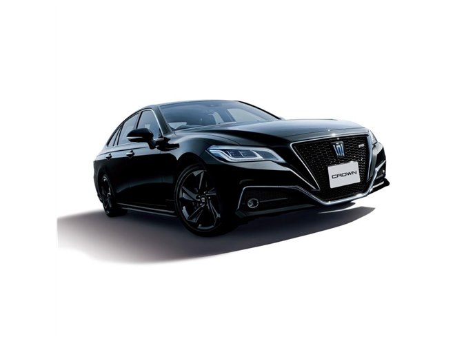 トヨタが「クラウン」を一部改良 デビュー65周年記念の特別仕様車も