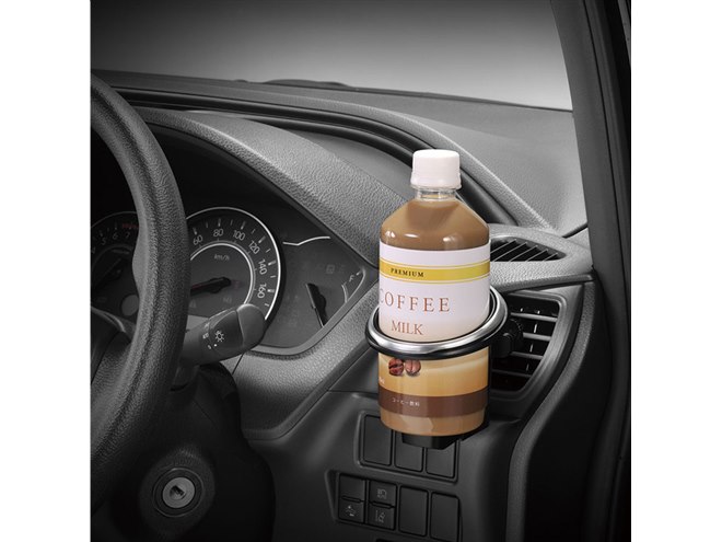 74mm径の太めペットボトルにも対応、カーメイトより車載用ドリンク