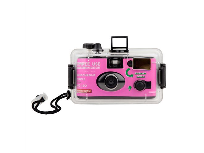 ロモ、最大水深10mまで潜れる防水ケース「Underwater Case」付き