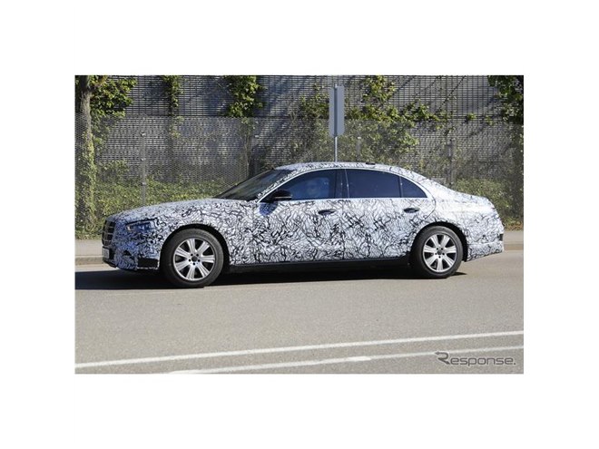 防弾仕様もバッチリ開発中！メルセデスベンツ Sクラス 新型に「ガード