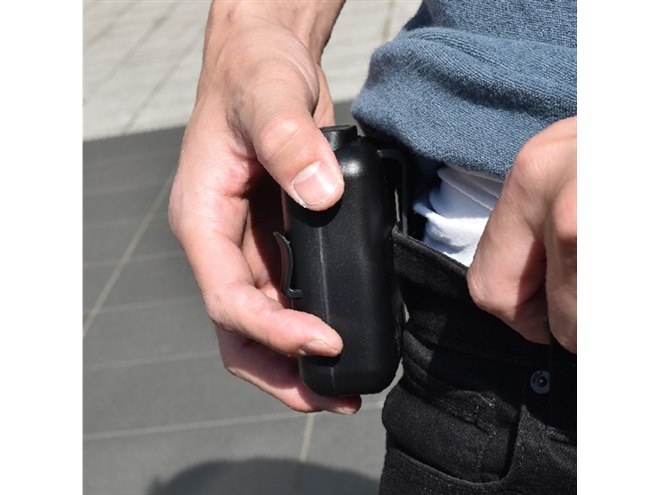 サンコー、ズボンやベルトに取り付けられる小型扇風機「腰ベルト