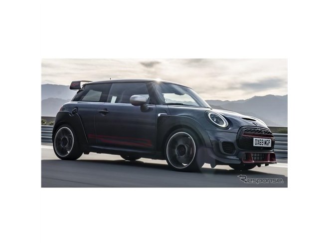 MINI史上最強の『JCW GP』新型、専用の内外装採用 - 価格.com