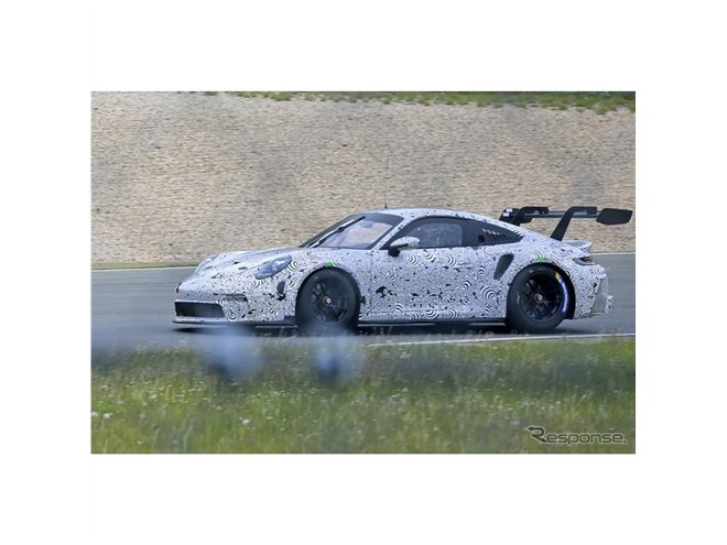 ポルシェ『911 GT3 R』新型、ニュル王者復活へ初のテストラン！ - 価格.com