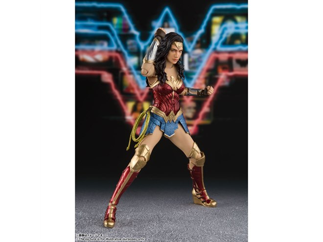 バンダイ、真実の投げ縄を構えた「S.H.Figuarts ワンダーウーマン