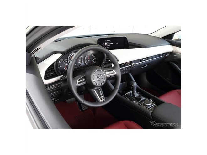 マツダ3 100周年特別記念車】新エンジン「SKYACTIV-X」搭載車にも記念