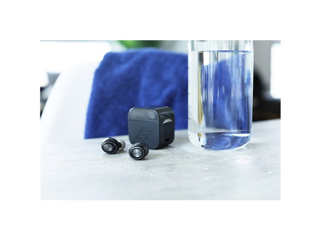 aptX Adaptiveコーデック対応の完全ワイヤレスイヤホン「TE