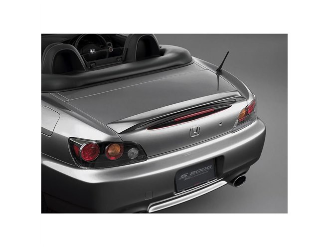 ホンダS2000」のデビュー20周年記念アクセサリーの販売がスタート