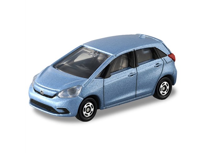 7月のトミカ】後部ドア開閉ギミック付き「ホンダ フィット」など