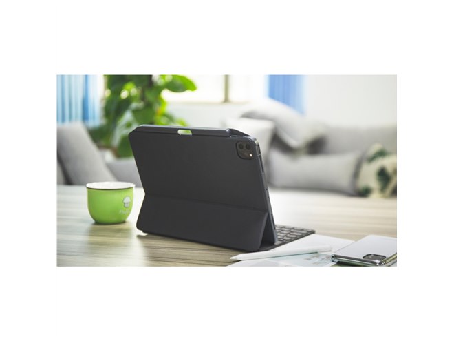 SwitchEasy、別売り「Smart Keyboard Folio」を重ねて装着できるiPad
