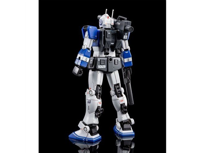 バンダイ、ロケット・バズーカ装備の「ジム・キャノン」HG