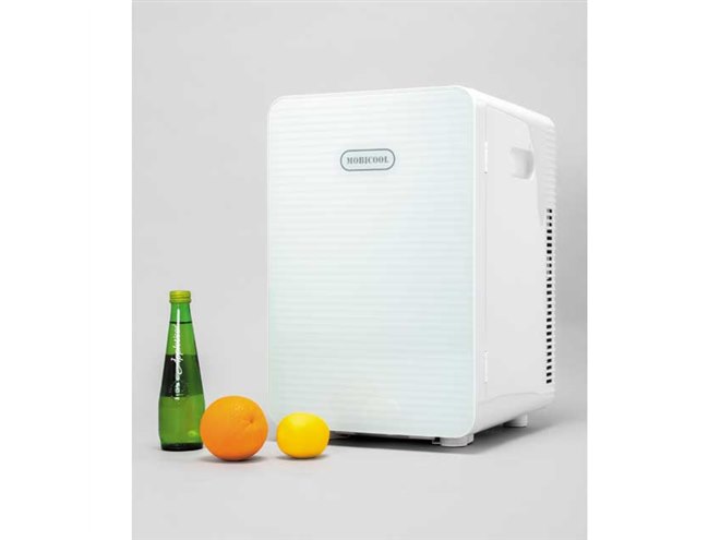 ドメティック MOBICOOL モビクール MBF20PS 冷温庫 Amazon | MOBICOOL 2電源式冷温庫 MBF20PS モビクール