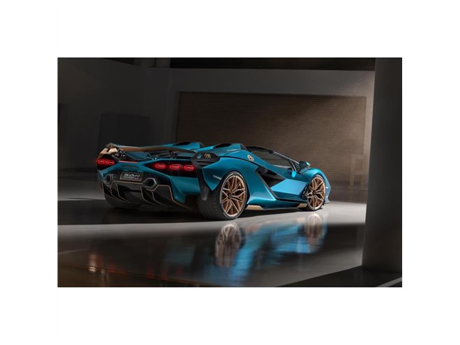 スパイダー レジェンダリー・ロードスター★シリアルNo.入 ROADSTER S Leather PKG Vｾﾚｸｼｮﾝ(2024)ﾓﾃﾞﾙｶｰ1/43