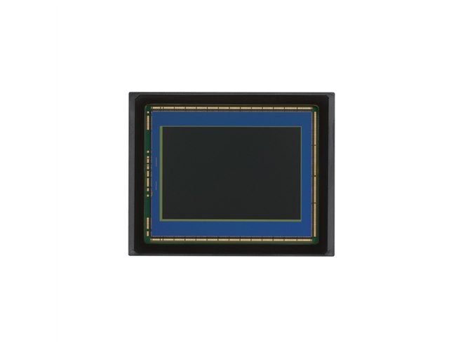 Canon EOS R5 フルサイズミラーレス 極美品 CANON EOS R5 mark II BODY フルサイズミラーレス（4500万画素