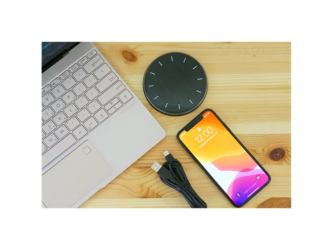 Gloture、スマホとPCでデータを相互転送できるワイヤレス充電器 - 価格.com