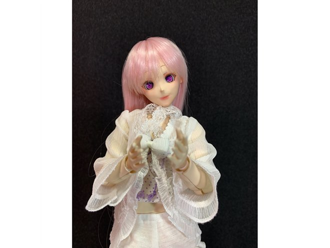 『 ラピ  プロフ必読！様』リクエストカスタムアイシードール☆ダコタ〜ちゃん ロボットアイドルを創作する「MOFI7-Cute」受注開始、第1ロット