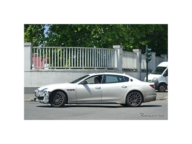 これが新ノーズだ！マセラティ クアトロポルテ が大幅改良へ…48V