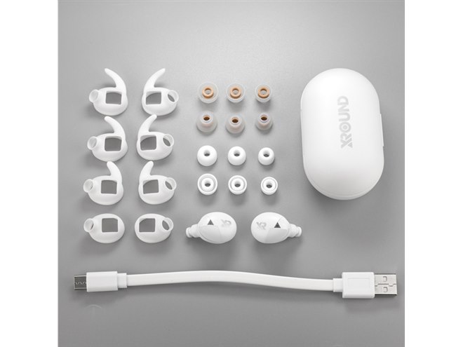XROUND、つけ心地を追求した完全ワイヤレスイヤホン「VERSA