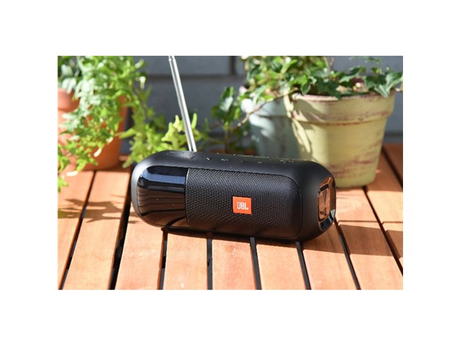 JBL TUNER 2 FM Bluetoothスピーカー 防水 ワイドFM Amazon.co.jp: JBL TUNER 2 FM Bluetoothスピーカー 防水