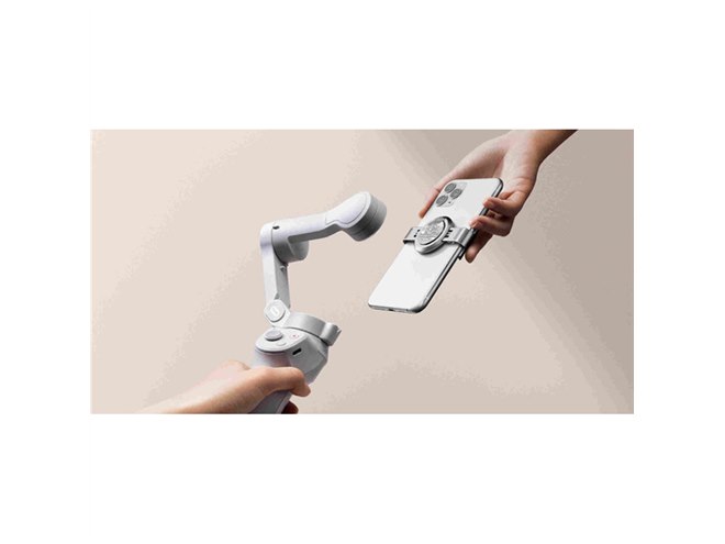 DJI、マグネット着脱式で折りたたみ設計のスマホ用スタビライザー「DJI