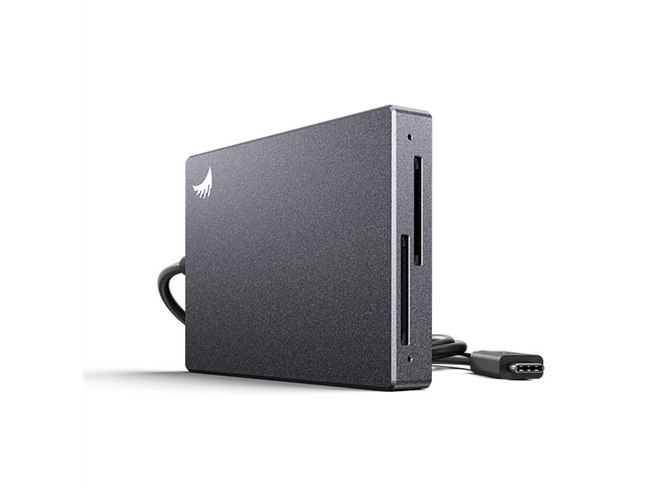 Angelbird、2枚同時に挿せる2ポート仕様のSDカードリーダー Angelbird、2枚同時に挿せる2ポート仕様のSDカードリーダー