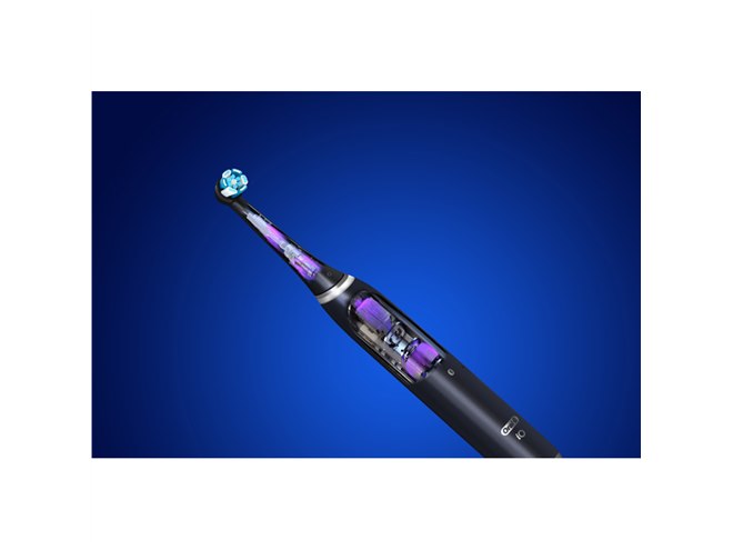 ブラウン、ブラシ1本1本を振動させて歯垢を除去する「オーラルB iO」2