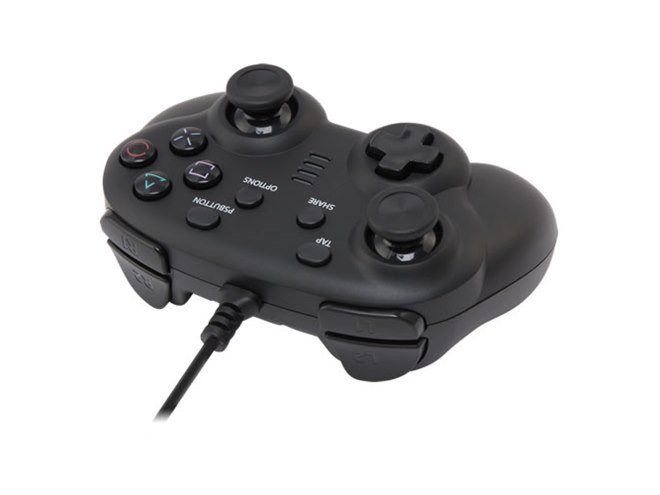 PS4/Switch対応「CYBER・ワイヤードコントローラー」にミニサイズ