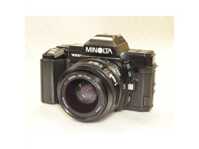 Olympus OM-1 Minolta α7000 Zuiko レンズ200 オリンパス OM-1」「ミノルタ α-7000」などが「未来技術遺産」に