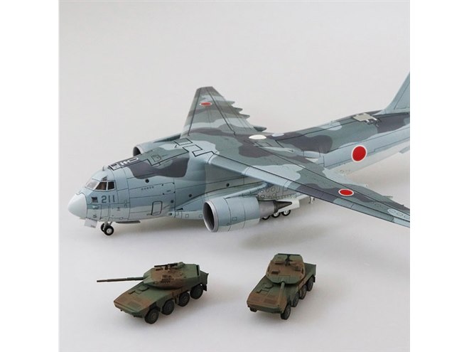 航空自衛隊 C-2 16式機動戦闘車 プラモデル 模型・プラモデル