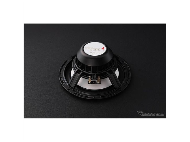 sw02_BlackBoxX8-pic.jpg