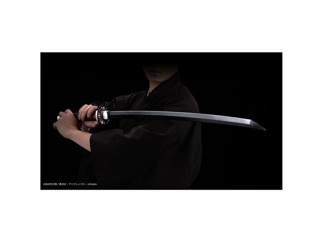 鬼滅の刃」日輪刀を約1/1サイズで再現、劇中セリフなどを70種以上収録
