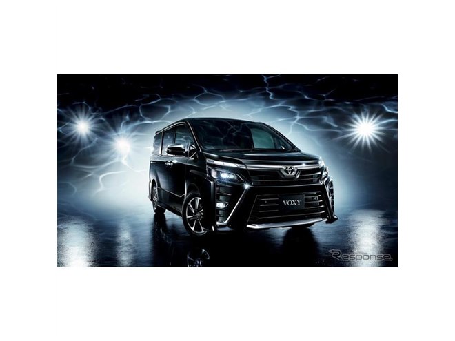 トヨタ、ヴォクシー と ノア に高級感と快適性を高めた特別仕様車